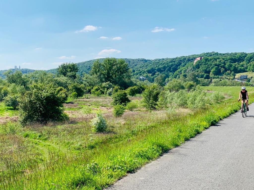 Pokoje W Starej Karczmie Liszki Esterno foto